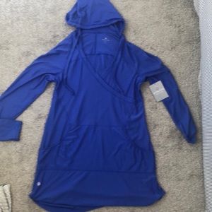 Athleta long water wicking top